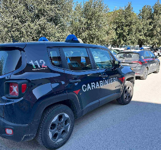 Tensione sugli spalti durante la partita Sarnano-Caldarola: intervengono i Carabinieri